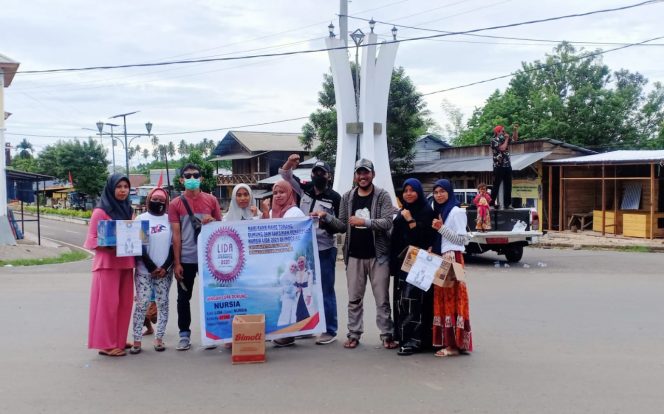 
 Aliansi Jurnalis Morotai dan Warga Mandiri Galang Dana untuk Nursia || Foto: Faisal Kharie
