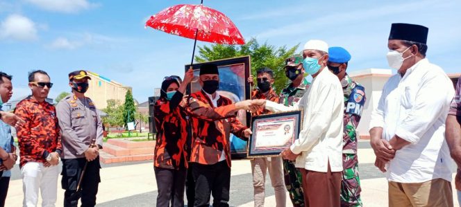 
 Pemuda Pancasila Morotai Beri penghargaan kepada Imam Lastory