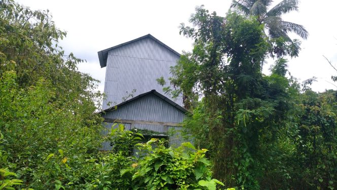 
 Gedung pengiringan jagung di Desa Ratem yang terbengkalai || Foto: Istimewa 