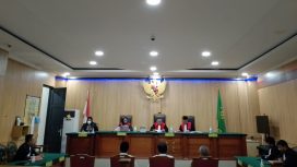 PN Tipikor Ternate saat menggelar sidang putusan tiga terdakwa kasus TPU Sangowo || Foto: Istimewa 