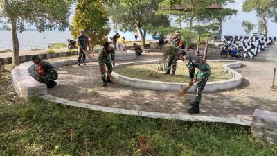 Koramil 1514-03/Wayabula Morotai Kerja Bakti Bersihkan Pasar dan Taman